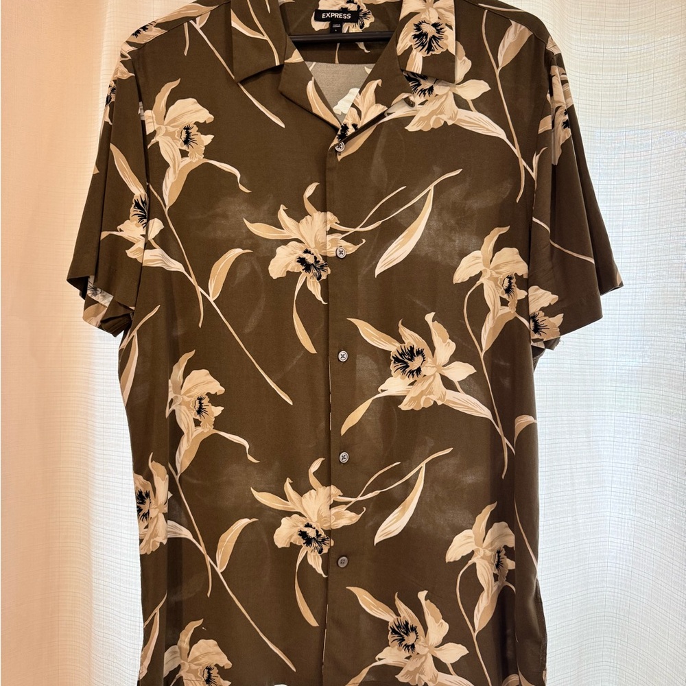 Express Green and White Casual Button Down Shirt with Floral Design